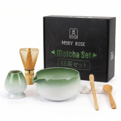 Set regalo: accessori per preparare il tè matcha