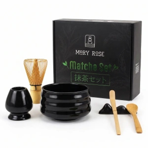 Set regalo: accessori per preparare il tè matcha