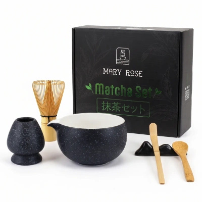 Set regalo: accessori per preparare il tè matcha